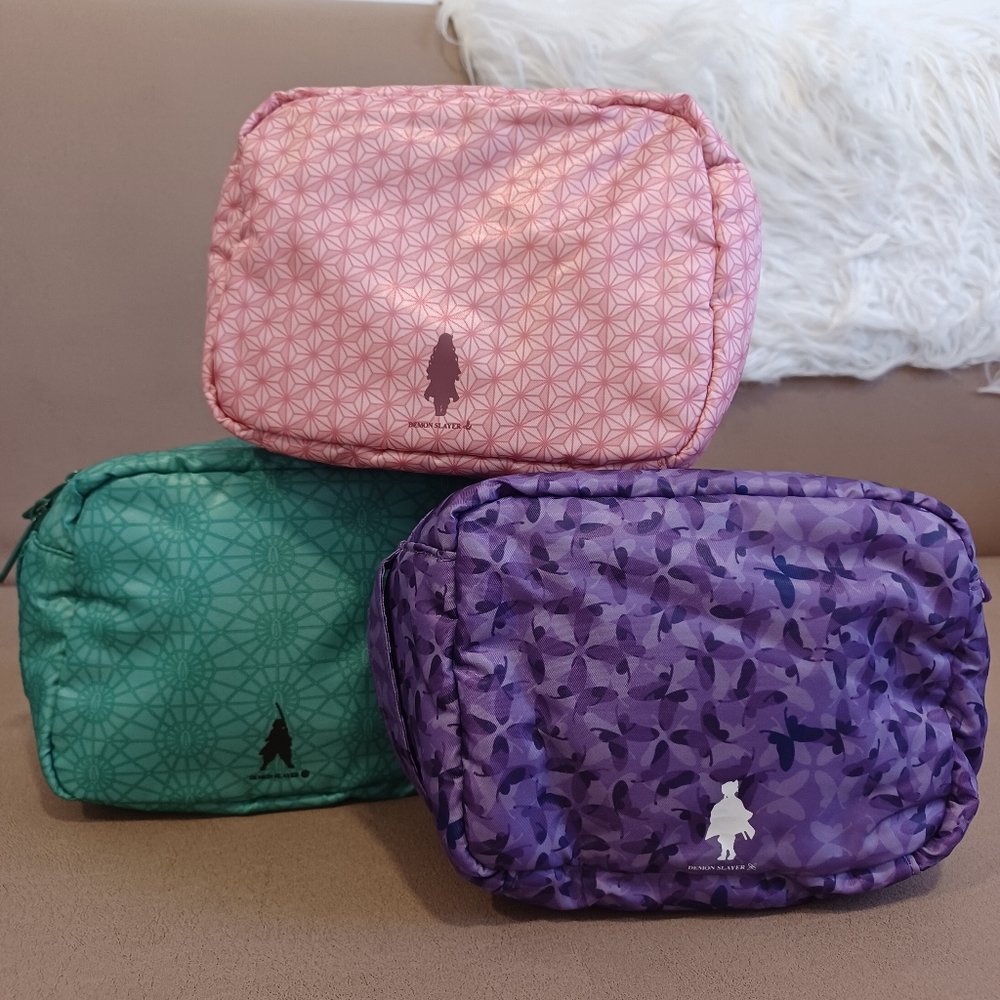Demon Slayer cosmetic bags (set of 3)